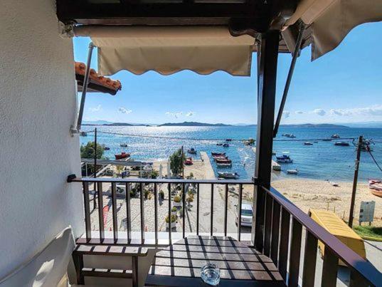 Pension Antonakis Ouranoupolis Greece Buitenkant foto